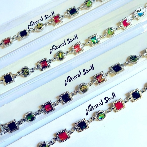 👋 3/$15 FASHION JEWELRY CIRCLE SQUARE BRACELET - Picture 2 of 2